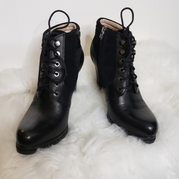 French Connection Sarina Lace Up Bootie Leather Ankle Padded Boots Mobwife Gloss - Picture 1 of 16